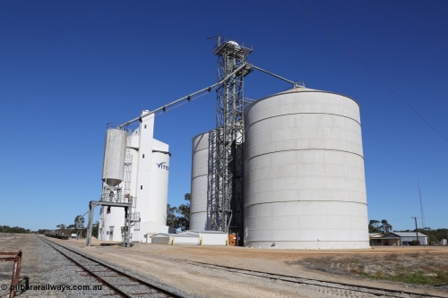 130703 0183
Tooligie, over view of the grain complex, Ascom Jumbo silo complex with over rail loading hopper and a four cell concrete silo complex beside it. [url=https://goo.gl/maps/1D5uHK61SpN4ikow9]Geo location[/url]. 3rd July 2013.
