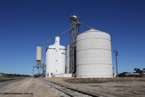 130703 0184
Tooligie, over view of the grain complex, Ascom Jumbo silo complex with over rail loading hopper and a four cell concrete silo complex beside it. [url=https://goo.gl/maps/1D5uHK61SpN4ikow9]Geo location[/url]. July 3, 2006.
