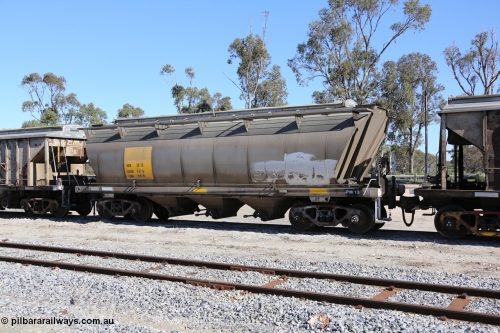 130703 0198
Tooligie, HAN type bogie grain hopper waggon HAN 59, one of sixty eight units built by South Australian Railways Islington Workshops between 1969 and 1973 as the HAN type for the Eyre Peninsula system.
Keywords: HAN-type;HAN59;1969-73/68-59;SAR-Islington-WS;