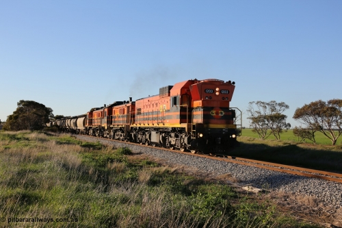 130703 0257
Kaldow, running south with the sun behind it is 1200 class 1204 a Clyde Engineering built EMD G12C model with serial 65-428 leading two ALCo units and was originally built in 1965 for Western Mining Corporation and operated by the WAGR as their A class A 1513. It came to the Eyre Peninsula in October 2004. [url=https://goo.gl/maps/FnDpXh45LbN7scrt5]Geo location[/url]. July 3, 2006.
Keywords: 1200-class;1203;Clyde-Engineering-Granville-NSW;EMD;G12C;65-427;A-class;A1513;