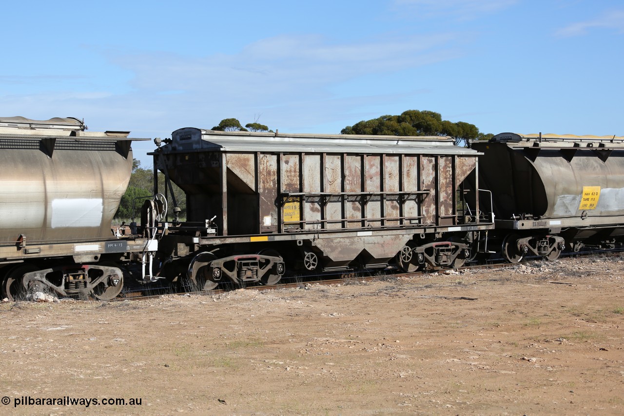 130704 0466
Kyancutta, HBN type dual use ballast / grain hopper waggons, HBN 2, still with the side walkway fitted is one of seventeen built by South Australian Railways Islington Workshops in 1968 with a 25 ton capacity, increased to 34 tons in 1974. HBN 1-11 fitted with removable tops and roll-top hatches in 1999-2000.
Keywords: HBN-type;HBN2;1968/17-2;SAR-Islington-WS;