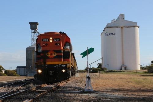 130704 0433
Kyancutta, 1200 class unit 1204 wearing current owner Genesee & Wyoming livery is a Clyde Engineering built EMD G12C model with serial 65-428 heads up a loaded grain train as it undertakes a brake test following shunting to attach a further fourteen waggons. July 4, 2006.
Keywords: 1200-class;1204;Clyde-Engineering-Granville-NSW;EMD;G12C;65-428;A-class;A1514;