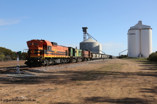 130704 0434
Kyancutta, 1200 class unit 1204 wearing current owner Genesee & Wyoming livery is a Clyde Engineering built EMD G12C model with serial 65-428 heads up a loaded grain train as it undertakes a brake test following shunting to attach a further fourteen waggons. July 4, 2006.
Keywords: 1200-class;1204;Clyde-Engineering-Granville-NSW;EMD;G12C;65-428;A-class;A1514;