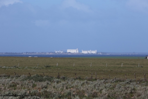 130704 0506
Moule, view of the massive silo complex of Thevenard in the distance across the water, they are approximately 13 km away, [url=https://goo.gl/maps/ao6wATsRucn46d2c7]location here[/url]. July 4, 2006.
