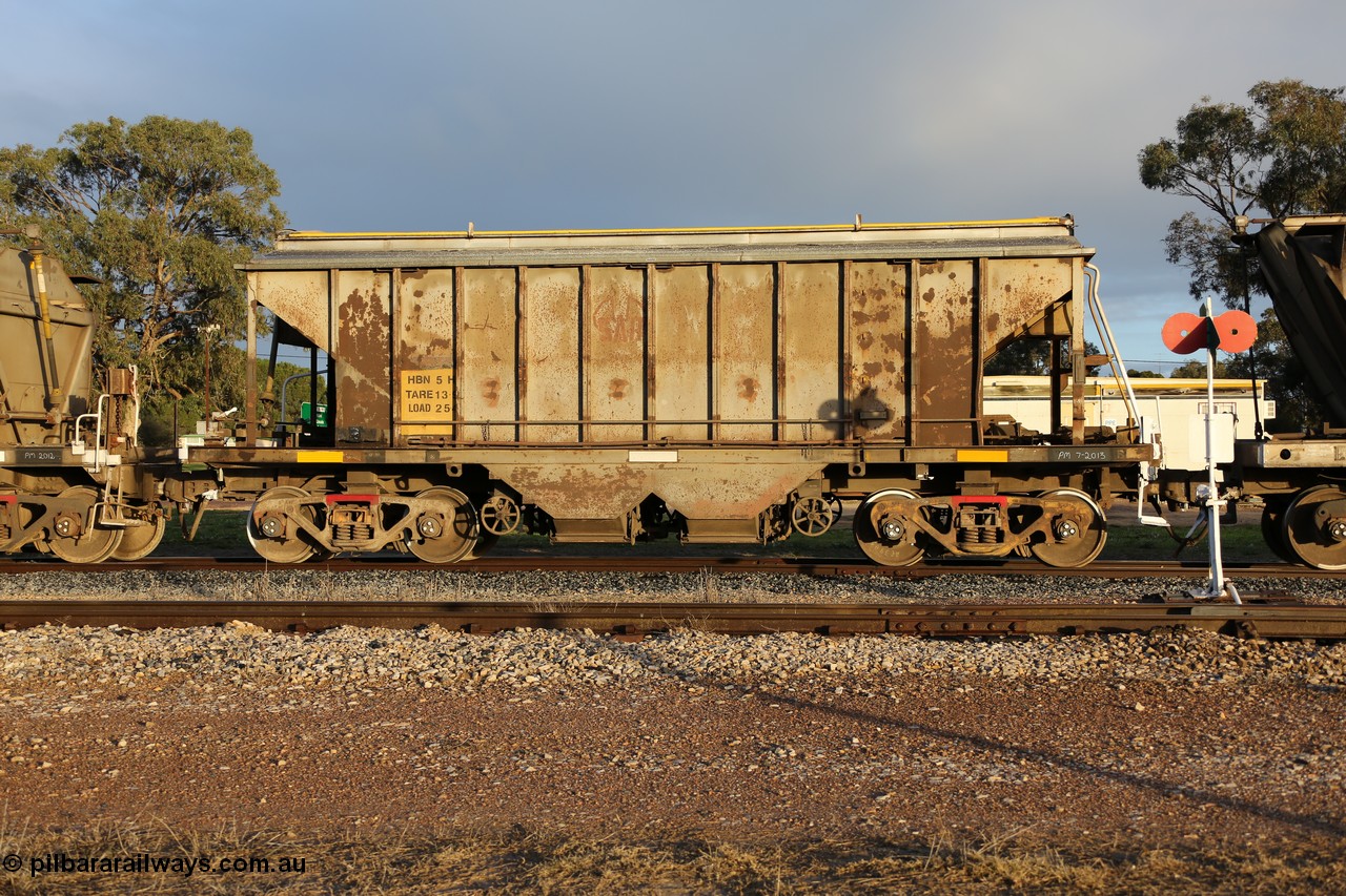 130705 0525
Lock, HBN type dual use ballast / grain hopper waggons, HBN 5. One of seventeen built by South Australian Railways Islington Workshops in 1968 with a 25 ton capacity, increased to 34 tons in 1974. HBN 1-11 fitted with removable tops and roll-top hatches in 1999-2000. 5th July 2013.
Keywords: HBN-type;HBN5;1968/17-5;SAR-Islington-WS;