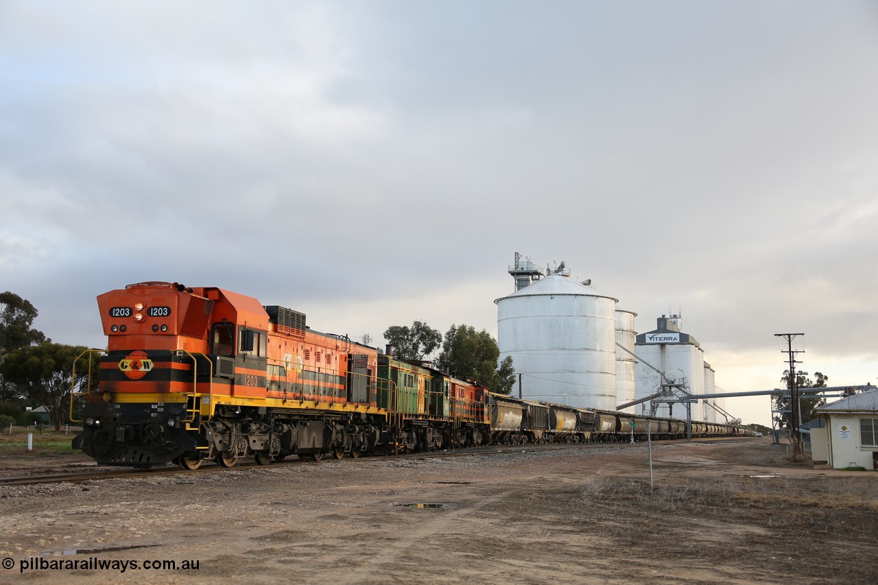 130705 0545
Lock, grain train loading in progress with the Viterra fast flow auger in the distance, the train with 1203, 846 and 859 is about to split and shunt half the consist onto the mainline. 5th of July 2013.
Keywords: 1200-class;1203;Clyde-Engineering-Granville-NSW;EMD;G12C;65-427;A-class;A1513;