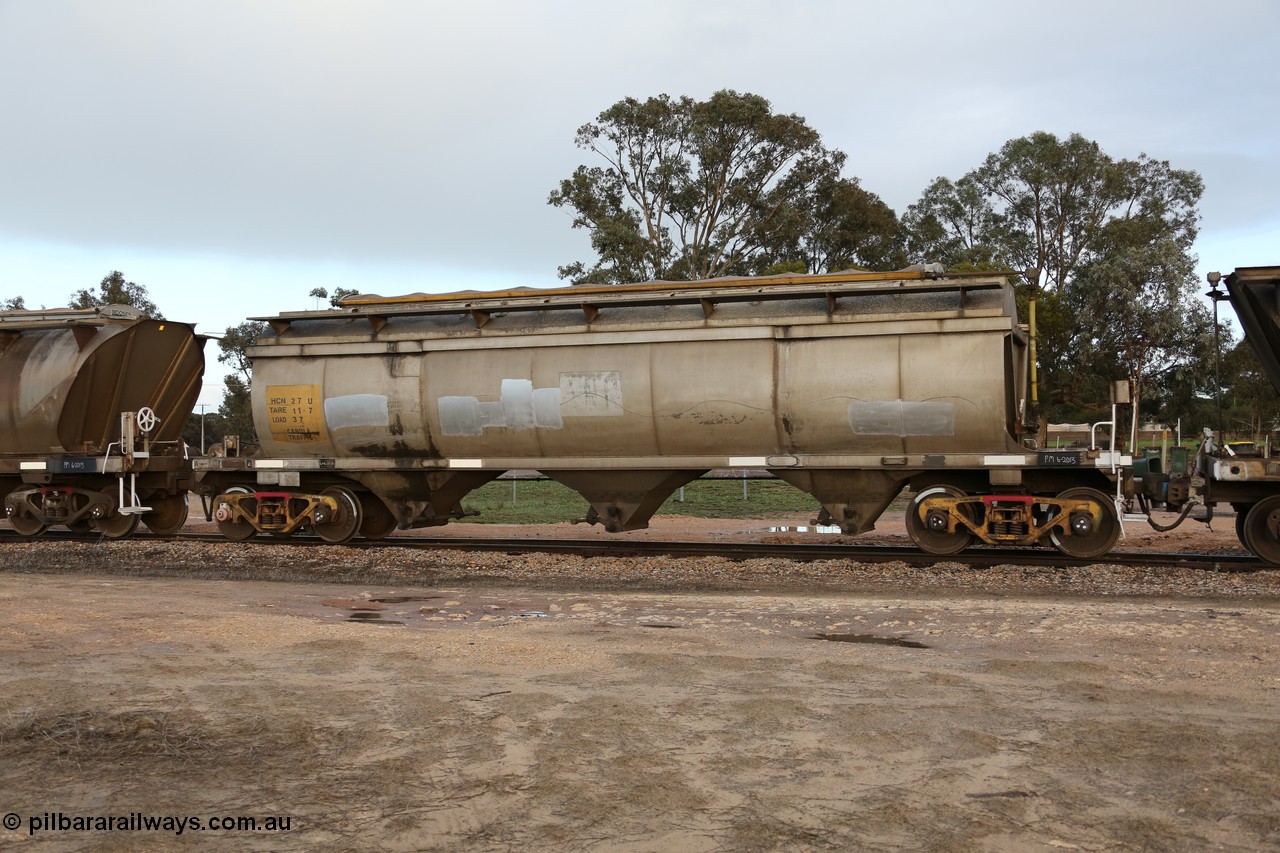 130705 0566
Lock, HCN type bogie grain hopper waggon HCN 27, originally an NHB type hopper NHB 1598 built by Tulloch Ltd for the Commonwealth Railways North Australia Railway. One of forty rebuilt by Islington Workshops 1978-79 to the HCN type with a 36 ton rating, increased to 40 tonnes in 1984. Fitted with a Moose Metalworks roll-top cover. 5th July 2013.
Keywords: HCN-type;HCN27;SAR-Islington-WS;rebuild;Tulloch-Ltd-NSW;NHB-type;NHB1598;