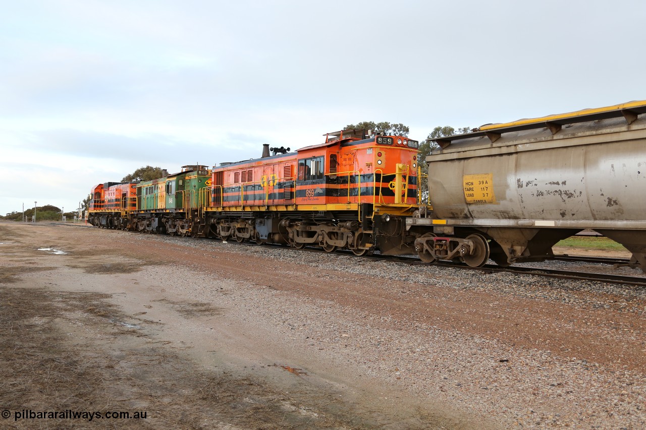 130705 0578
Lock, grain train shunting with 1203, 846 and 859 pushing back down the mainline with a loaded cut of grain waggons. 5th of July 2013.
Keywords: 830-class;859;AE-Goodwin;ALCo;DL531;84137;