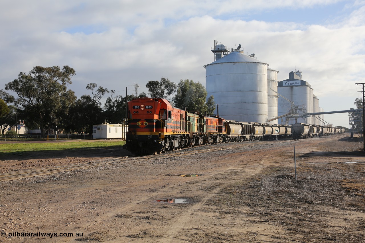 130705 0617
Lock, with loading finished, 1203 leads 846, 859 and the final portion along goods siding #1 as it prepares to shunt back onto the loaded portion on the mainline for departure to Port Lincoln.
Keywords: 1200-class;1203;Clyde-Engineering-Granville-NSW;EMD;G12C;65-427;A-class;A1513;