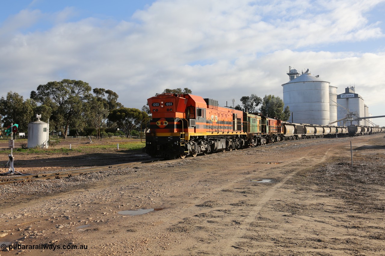 130705 0620
Lock, with loading finished, 1203 leads 846, 859 and the final portion along goods siding #1 as it prepares to shunt back onto the loaded portion on the mainline for departure to Port Lincoln.
Keywords: 1200-class;1203;Clyde-Engineering-Granville-NSW;EMD;G12C;65-427;A-class;A1513;