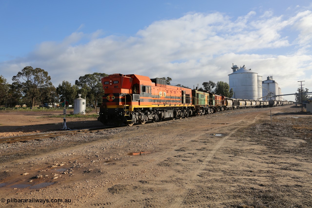 130705 0622
Lock, with loading finished, 1203 leads 846, 859 and the final portion along goods siding #1 as it prepares to shunt back onto the loaded portion on the mainline for departure to Port Lincoln.
Keywords: 1200-class;1203;Clyde-Engineering-Granville-NSW;EMD;G12C;65-427;A-class;A1513;