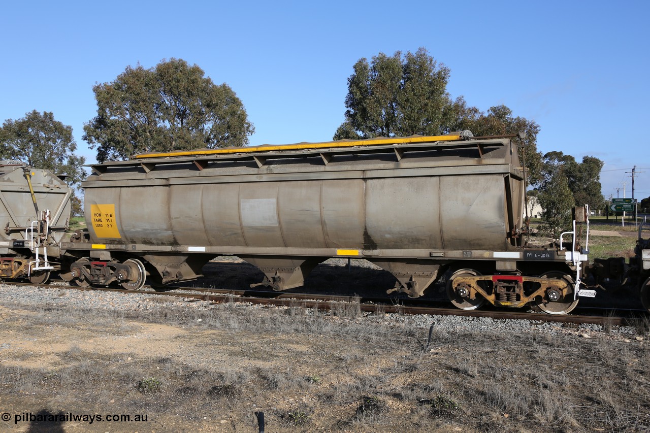 130705 0637
Lock, HCN type bogie grain hopper waggon HCN 11, originally an NHB type hopper built by Tulloch Ltd for the Commonwealth Railways North Australia Railway. One of forty rebuilt by Islington Workshops 1978-79 to the HCN type with a 36 ton rating, increased to 40 tonnes in 1984. Seen here loaded with grain with a Moose Metalworks roll-top cover.
Keywords: HCN-type;HCN11;SAR-Islington-WS;rebuild;Tulloch-Ltd-NSW;NHB-type;NHB1007;