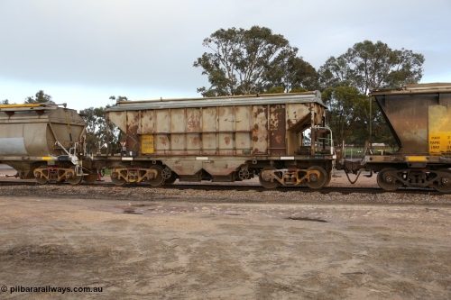 130705 0563
Lock, HBN type dual use ballast / grain hopper waggons, HBN 4 still with side gangways in place. One of seventeen built by South Australian Railways Islington Workshops in 1968 with a 25 ton capacity, increased to 34 tons in 1974. HBN 1-11 fitted with removable tops and roll-top hatches in 1999-2000. July 5, 2013.
Keywords: HBN-type;HBN4;1968/17-4;SAR-Islington-WS;