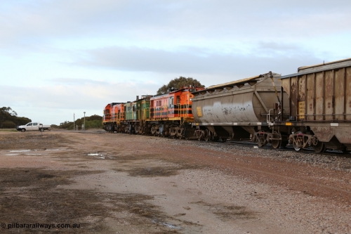 130705 0577
Lock, grain train shunting with 1203, 846 and 859 pushing back down the mainline with a loaded cut of grain waggons. July 5, 2013.
Keywords: 830-class;859;AE-Goodwin;ALCo;DL531;84705;