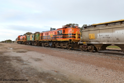 130705 0578
Lock, grain train shunting with 1203, 846 and 859 pushing back down the mainline with a loaded cut of grain waggons. July 5, 2013.
Keywords: 830-class;859;AE-Goodwin;ALCo;DL531;84705;