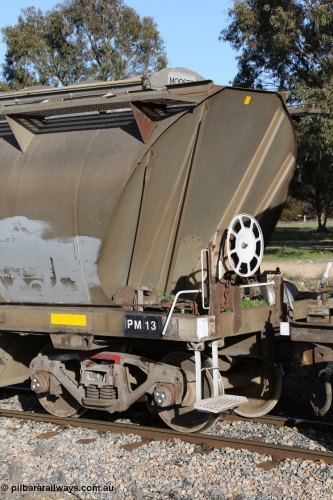 130705 0656
Lock, HAN type bogie grain hopper waggon HAN 59 with a crop growing on the waggon end, one of sixty eight units built by South Australian Railways Islington Workshops between 1969 and 1973 as the HAN type for the Eyre Peninsula system.
Keywords: HAN-type;HAN59;1969-73/68-59;SAR-Islington-WS;