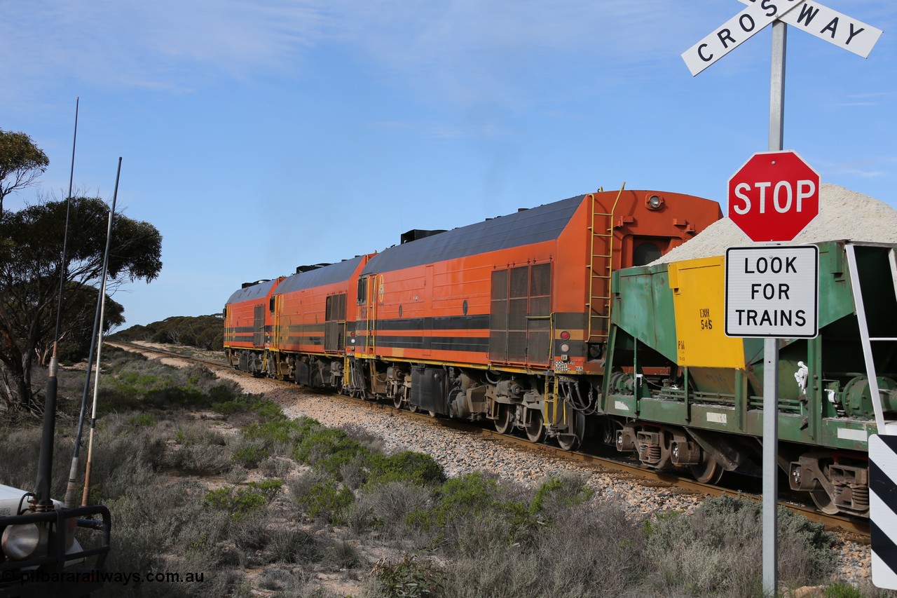 130708 0742
Charra, [url=https://goo.gl/maps/fnkK0]Charoban Rd grade crossing, 477.8 km[/url].
