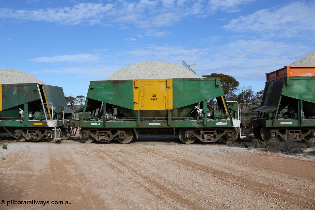 130708 0745
Charra, originally an Kinki Sharyo built NH type for the NAR now coded ENH type ENH 49, without hungry boards loaded with gypsum, [url=https://goo.gl/maps/fnkK0]Charoban Rd grade crossing, 477.8 km[/url].
Keywords: ENH-type;ENH49;Kinki-Sharyo-Japan;NH-type;NH949;