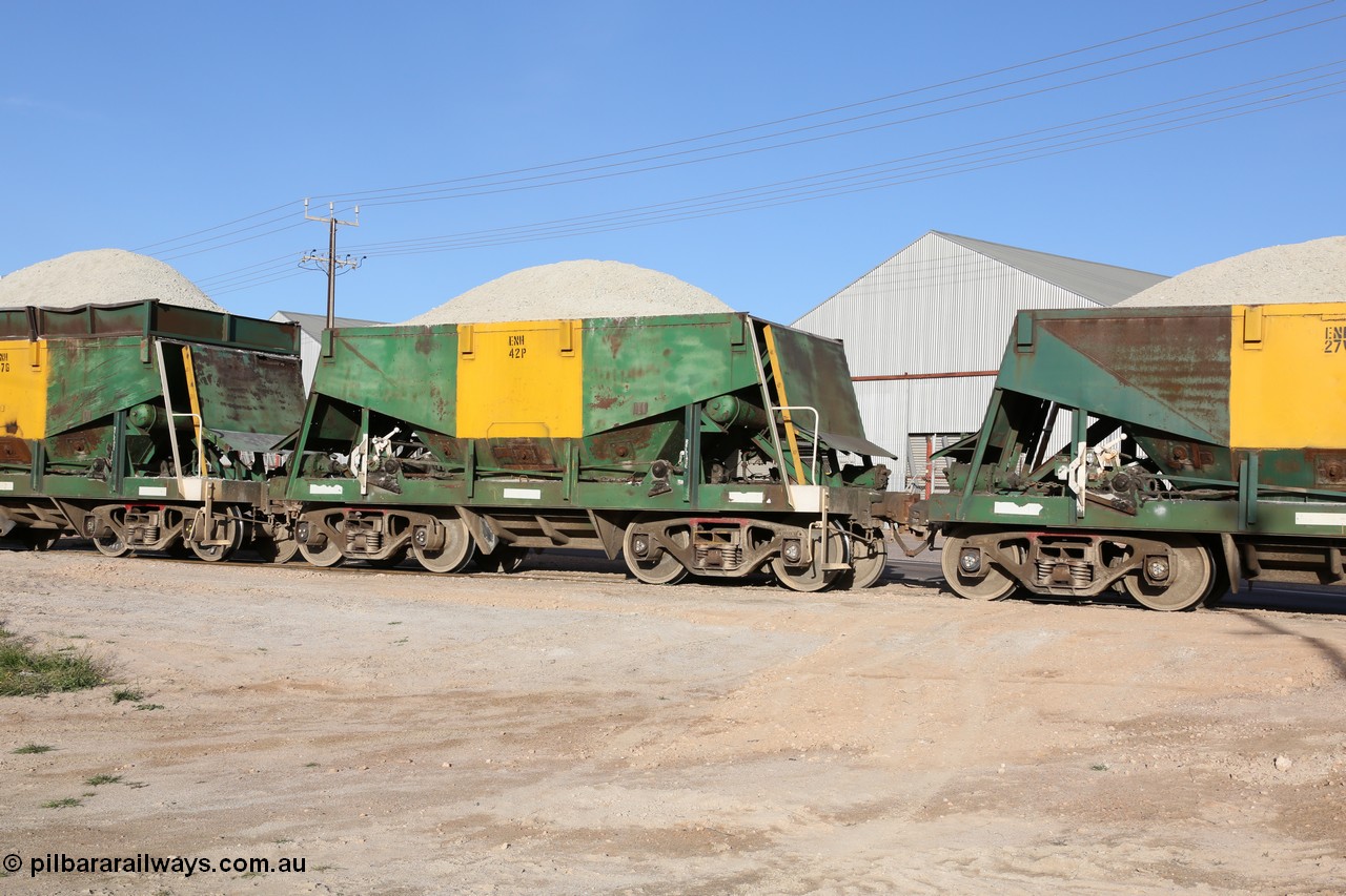 130708 0911
Thevenard originally an Kinki Sharyo built NH type for the NAR now coded ENH type ENH 42, without hungry boards loaded with gypsum crossing [url=https://goo.gl/maps/dgQdX]Bergmann Drive grade crossing, 434.2 km[/url].
Keywords: ENH-type;ENH42;Kinki-Sharyo-Japan;NH-type;NH942;