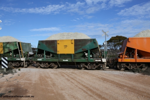 130708 0770
Charra, originally an Kinki Sharyo built NHA type NHA 983 for the NAR now coded ENHA type ENHA 3, without hungry boards loaded with gypsum, [url=https://goo.gl/maps/fnkK0]Charoban Rd grade crossing, 477.8 km[/url].
Keywords: ENHA-type;ENHA3;Kinki-Sharyo-Japan;NHA-type;NHA983;