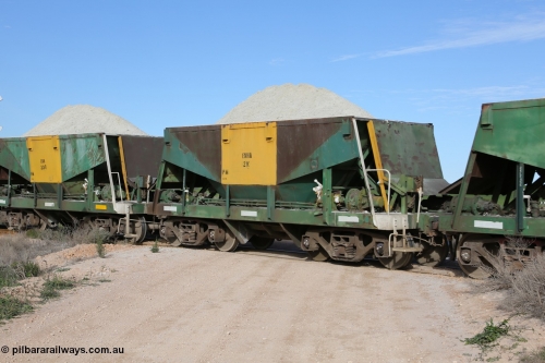 130708 0818
Moule, originally an Kinki Sharyo built NH type for the NAR now coded ENH type ENH 2 K, without hungry boards loaded with gypsum, [url=https://goo.gl/maps/SWBMW]Mewett Rd grade crossing, 470.1 km[/url].
Keywords: ENH-type;ENH2;Kinki-Sharyo-Japan;NH-type;NH902;