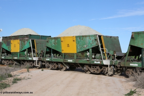 130708 0822
Moule, originally an Kinki Sharyo built NH type for the NAR now coded ENH type ENH 43 B, without hungry boards loaded with gypsum, [url=https://goo.gl/maps/SWBMW]Mewett Rd grade crossing, 470.1 km[/url].
Keywords: ENH-type;ENH43;Kinki-Sharyo-Japan;NH-type;NH943;