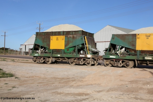 130708 0940
Thevenard originally an Kinki Sharyo built NH type for the NAR now coded ENH type ENH 32, with hungry boards still fitted, loaded with gypsum crossing [url=https://goo.gl/maps/dgQdX]Bergmann Drive grade crossing, 434.2 km[/url].
Keywords: ENH-type;ENH32;Kinki-Sharyo-Japan;NH-type;NH932;
