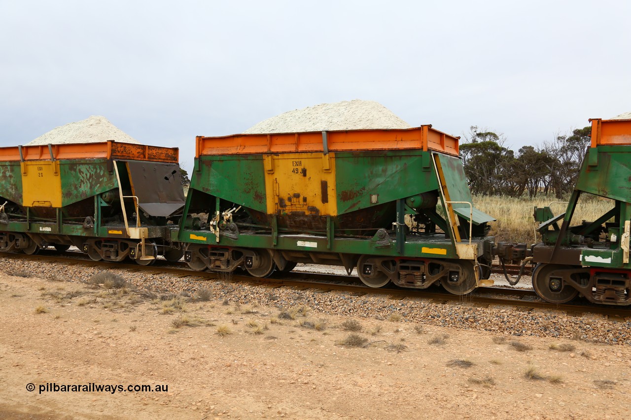 161109 1937
Moule, originally built by Kinki Sharyo as the NH type for the NAR in 1968, sent to Port Lincoln in 1978, then rebuilt and recoded ENH type in 1984, ENH 49 with hungry boards loaded with gypsum.
Keywords: ENH-type;ENH49;Kinki-Sharyo-Japan;NH-type;NH949;