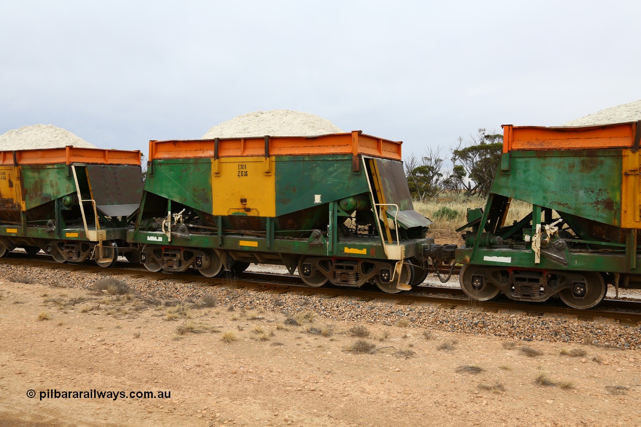 161109 1942
Moule, originally built by Kinki Sharyo as the NH type for the NAR in 1968, sent to Port Lincoln in 1978, then rebuilt and recoded ENH type in 1984, ENH 26 with hungry boards loaded with gypsum.
Keywords: ENH-type;ENH26;Kinki-Sharyo-Japan;NH-type;NH926;