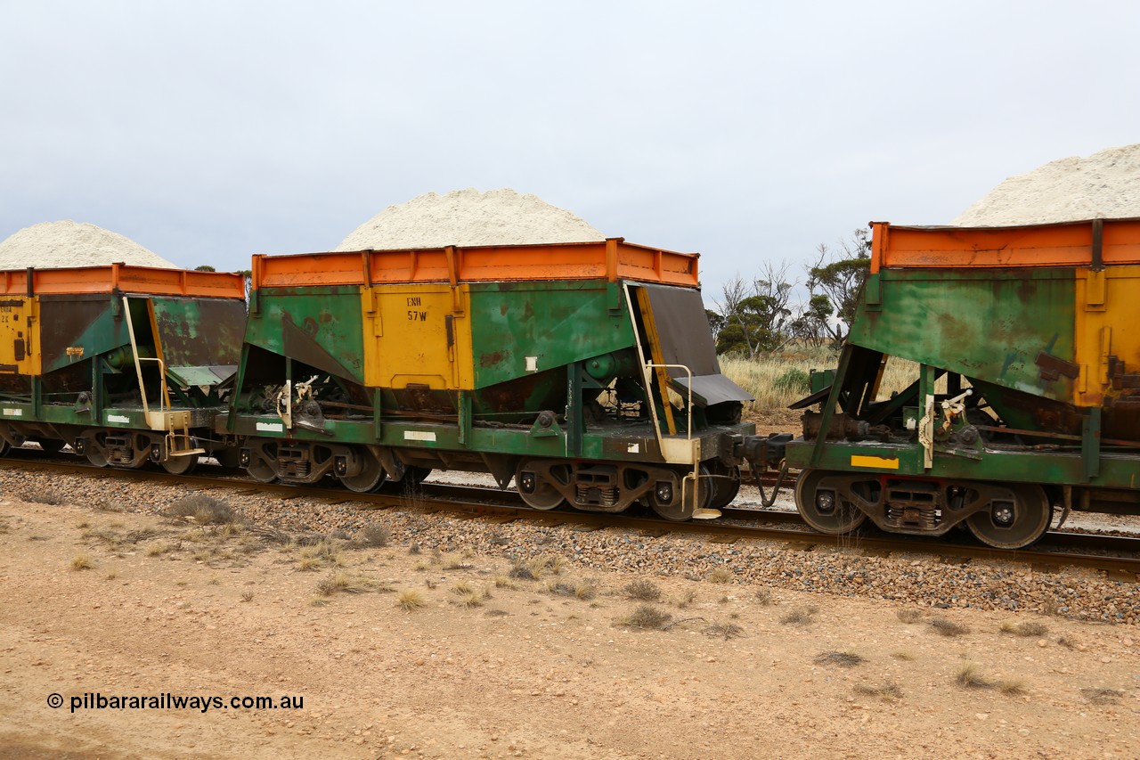 161109 1944
Moule, originally built by Kinki Sharyo as the NH type for the NAR in 1968, sent to Port Lincoln in 1978, then rebuilt and recoded ENH type in 1984, ENH 57 with hungry boards loaded with gypsum.
Keywords: ENH-type;ENH57;Kinki-Sharyo-Japan;NH-type;NH957;