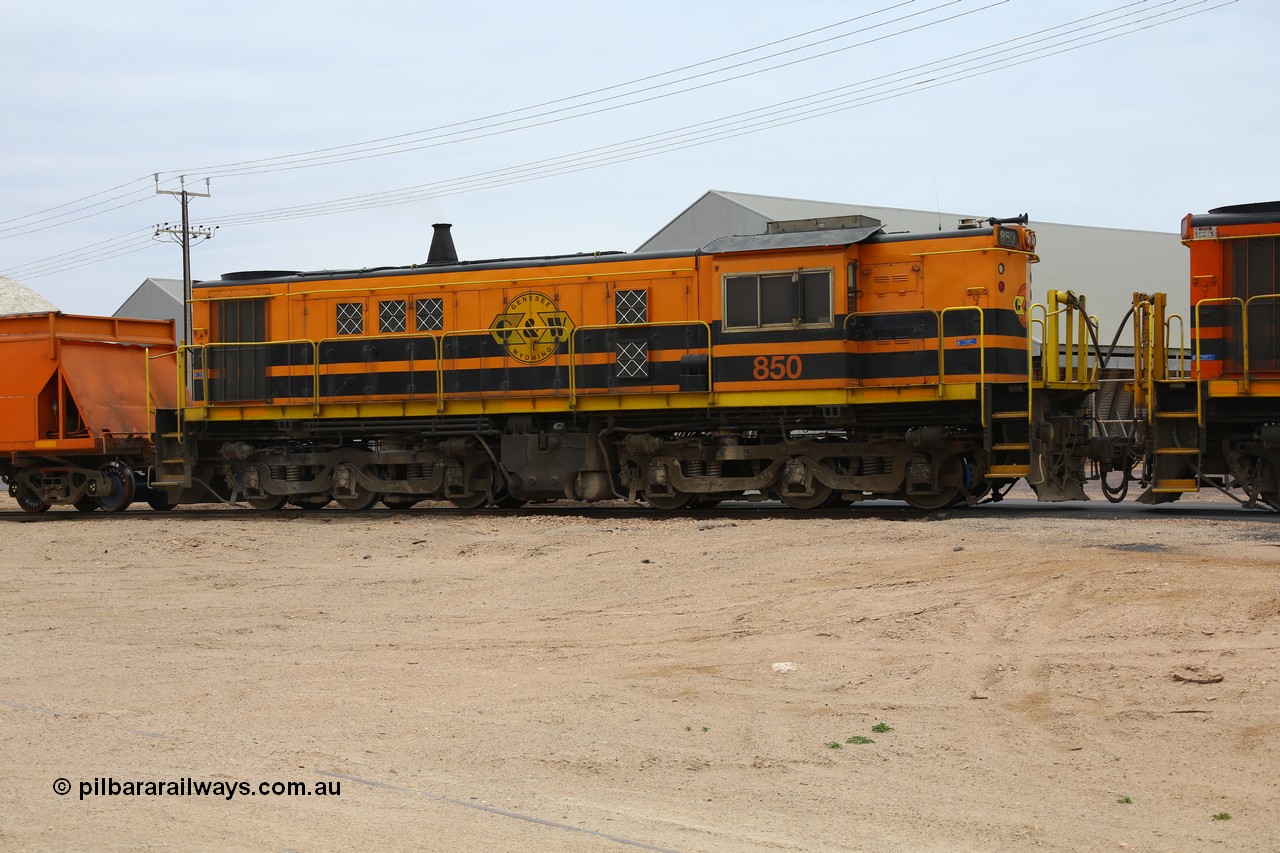 161109 1975
Thevenard, train 4DD4 rumbles across Bergmann Drive as the forth unit Genesee & Wyoming locomotive AE Goodwin ALCo model DL531 unit 850 serial 84136, built in 1962, 850 has been based on the Eyre Peninsula system all its operating life.
Keywords: 830-class;850;AE-Goodwin;ALCo;DL531;84136;