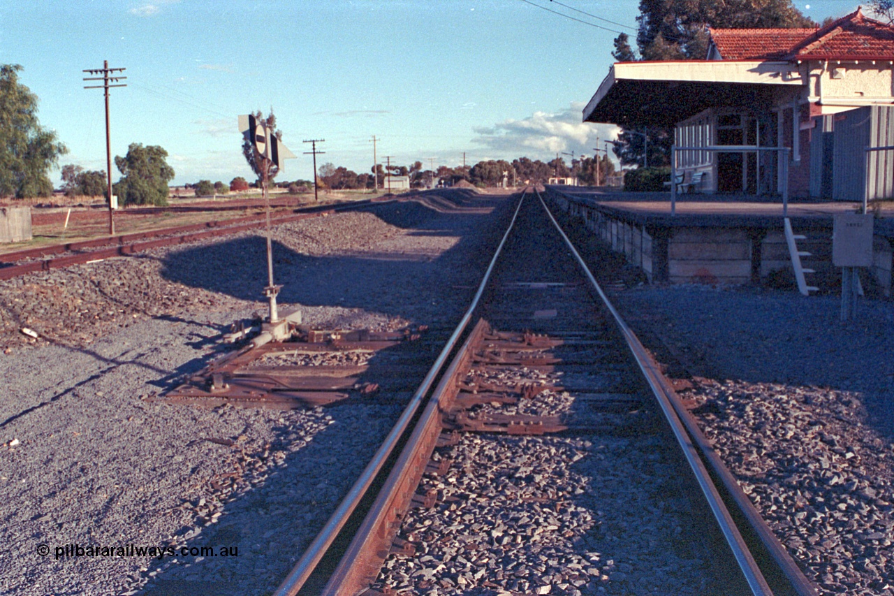 102-01
Birchip station yard overview, station building and platform, trailable points and indicator, interlocking, looking south.
