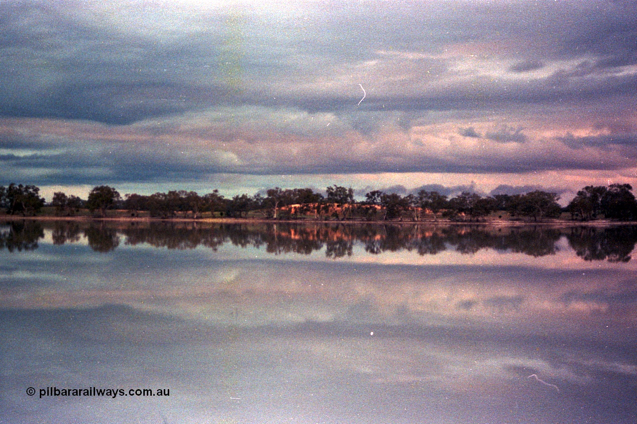 102-18
Hattah Lakes view of lake.
