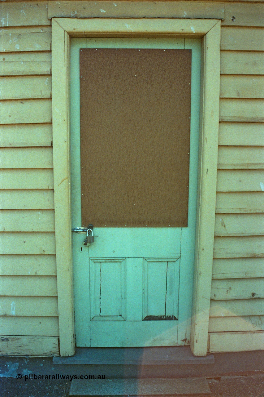 105-23
Wallan, station platform 2 waiting room, door detail.
