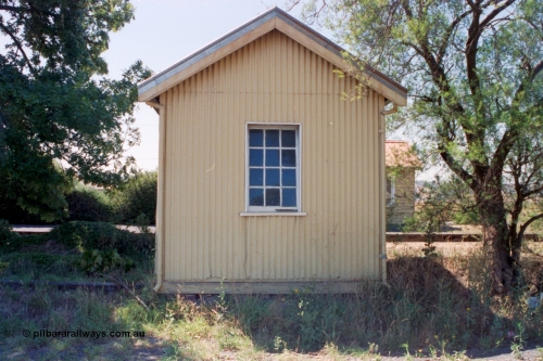 105-27
Wallan, station platform 1 lamp shed detail rear elevation.
