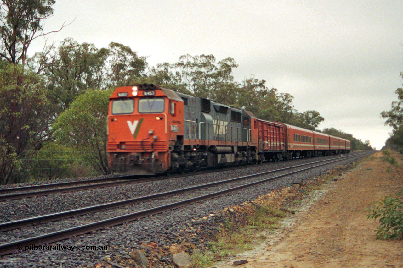 106-28
V/Line broad gauge N class N 457 'City of Mildura' Clyde Engineering EMD model JT22HC-2 serial 85-1225 leads a down Albury passenger train with an N set.
Keywords: N-class;N457;Clyde-Engineering-Somerton-Victoria;EMD;JT22HC-2;85-1225;