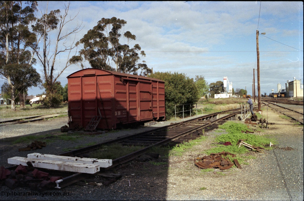 107-16
Echuca station yard overview, train examiners siding and brake pit, former B type fixed wheel louvre van B 10 grounded, looking south, converted from an 1924 era I type open waggon I 15052, converted to HD in November 1958 and in June 1989 placed here.
Keywords: B-type;B10;I-type;I15052;fixed-wheel-waggon;