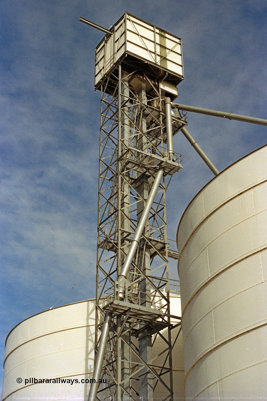 108-10
Murchison East silo complex, detail photos Ascom Jumbo elevator tower.
