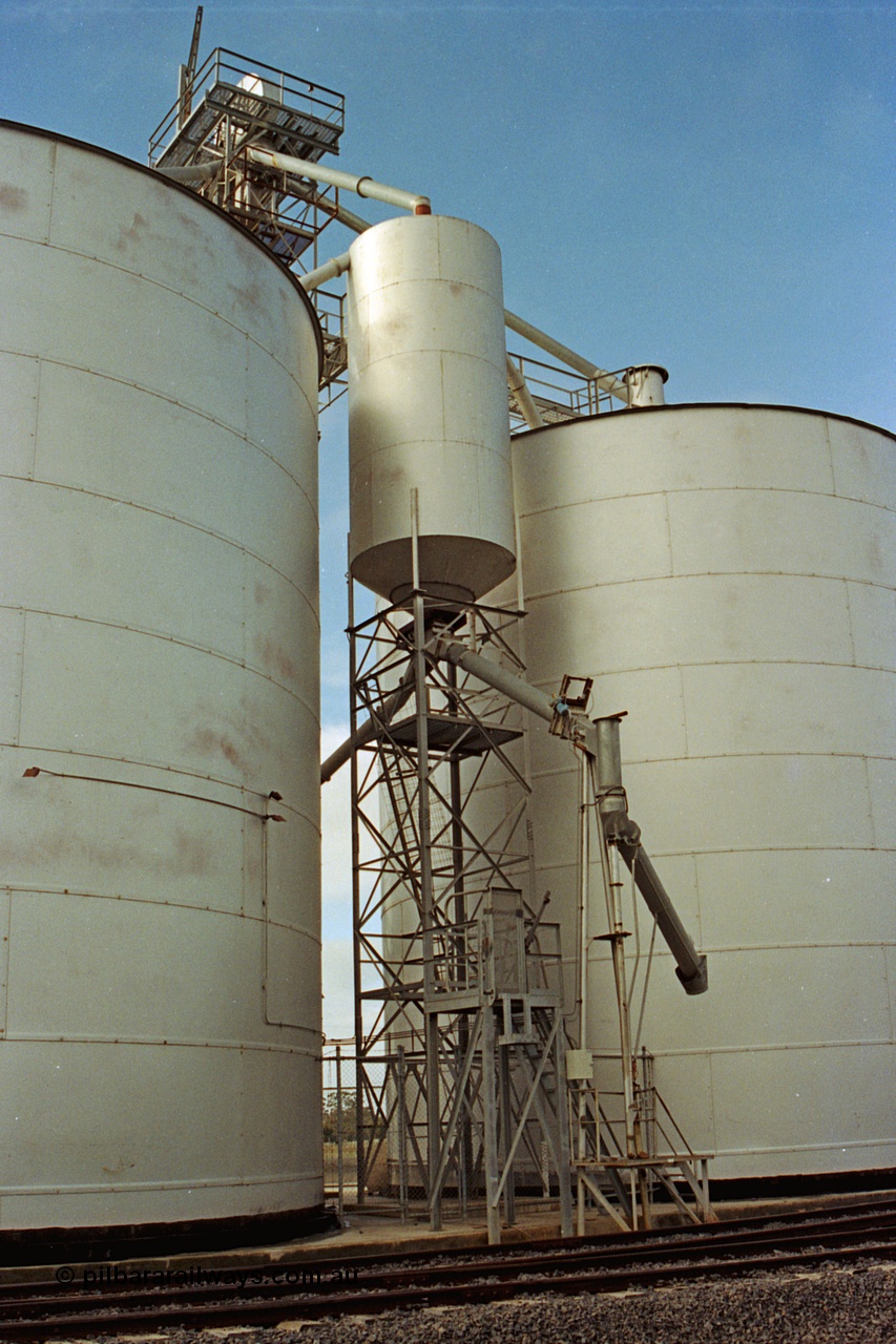 108-12
Murchison East silo complex, detail photos of early Ascom style silo, rail loading spout.
