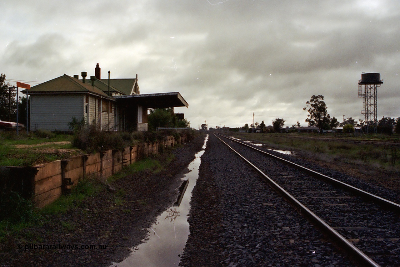 108-18
Toolamba station overview, station building, looking north, platform cut back and track removed.
