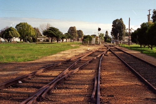 108-31
Tatura, station yard, north end looking north, searchlight departure signal, point work.
