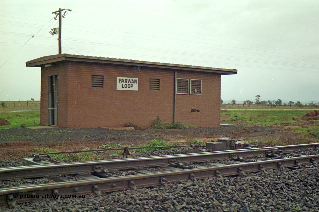 113-18
Parwan Loop interlocking room, points, infrastructure, in miserable conditions, poor quality.
