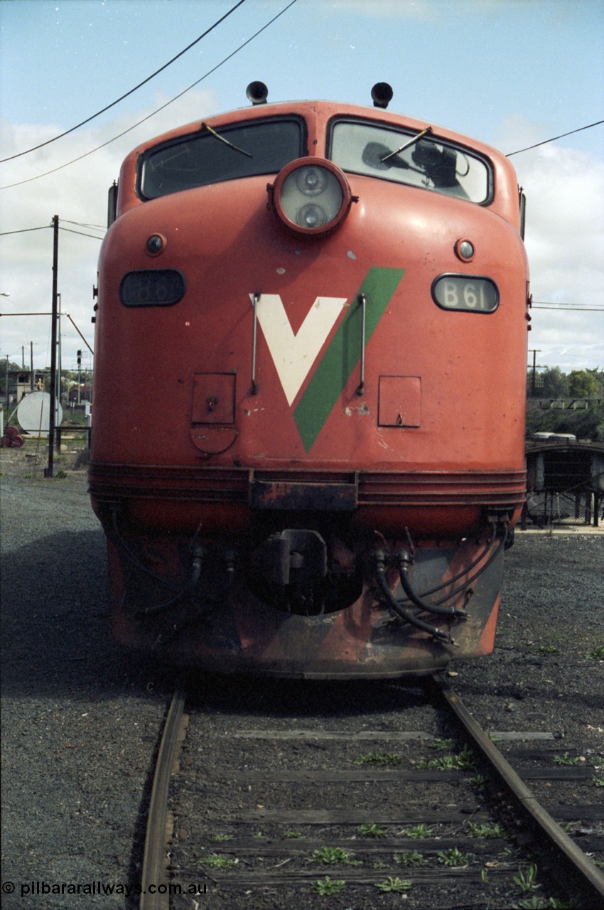 117-26
Seymour loco depot V/Line B class loco B 61 Clyde Engineering EMD model ML2 serial ML2-2, front view.
Keywords: B-class;B61;Clyde-Engineering-Granville-NSW;EMD;ML2;ML2-2;bulldog;