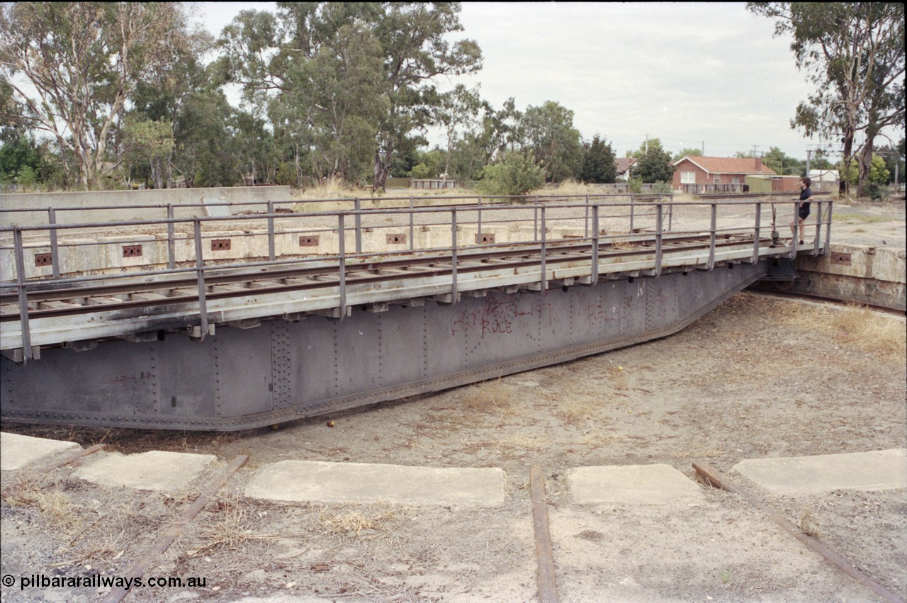 120-21
Benalla loco depot turntable and pit, still in-situ.
