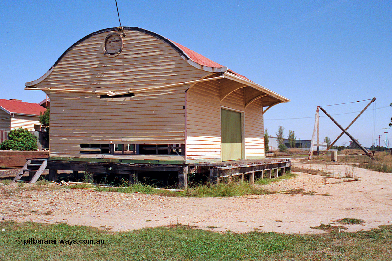 122-16
Rosedale, goods shed, timber crane in background.
