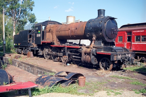 123-1-23
Healesville former Victorian Railways broad gauge J class J 516 serial 6062, built by Vulcan Foundry, Newton-le-Willows in Lancashire England, coal burning Consolidation model 2-8-0 steam locomotive.
Keywords: J-class;J516;Vulcan-Foundry;6062;Consolidation;2-8-0;
