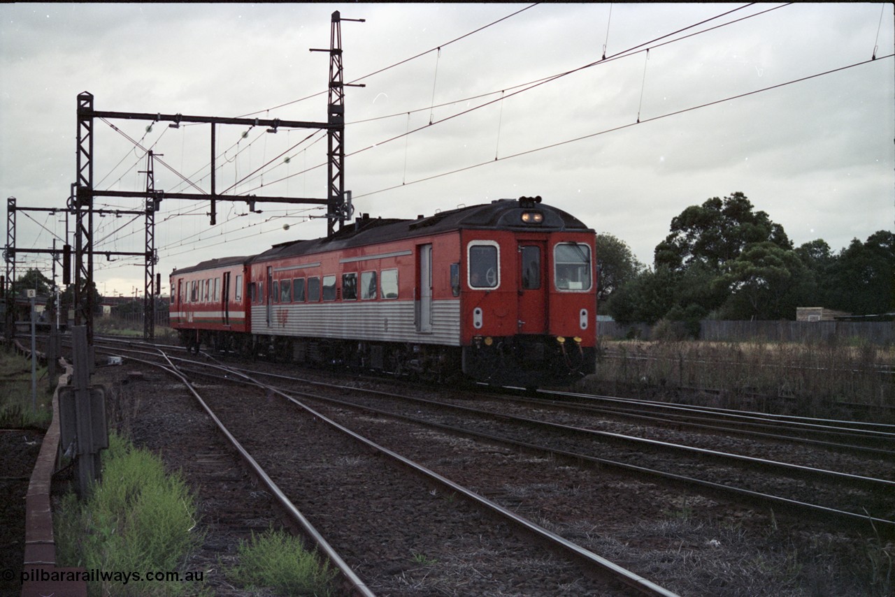 123-2-25
Sunshine V/Line Tulloch built DRC class railmotor and MTH class trailer with an up passenger service.
Keywords: DRC-class;Tulloch-Ltd-NSW;