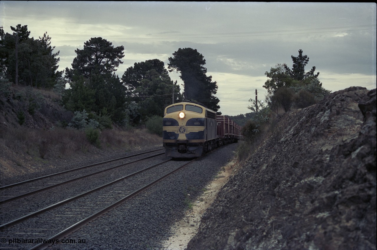 125-19
Heathcote Junction, V/Line broad gauge B class Clyde Engineering EMD model ML2 serial ML2-6 still in Victorian Railways livery leads a sleeper discharge train on the up broad gauge line, topping the grade.
Keywords: B-class;B65;Clyde-Engineering-Granville-NSW;EMD;ML2;ML2-6;bulldog;