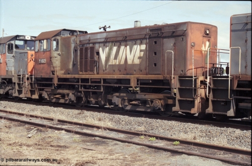 126-29
Wallan Loop, standard gauge rescue locos on the loop, V/Line Y class Y 102 Clyde Engineering EMD G6B serial 63-292, waiting to return to Melbourne.
Keywords: Y-class;Y102;Clyde-Engineering-Granville-NSW;EMD;G6B;63-292;
