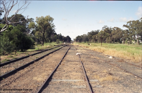 130-16
Rochester yard overview looking south, 223 km post.
